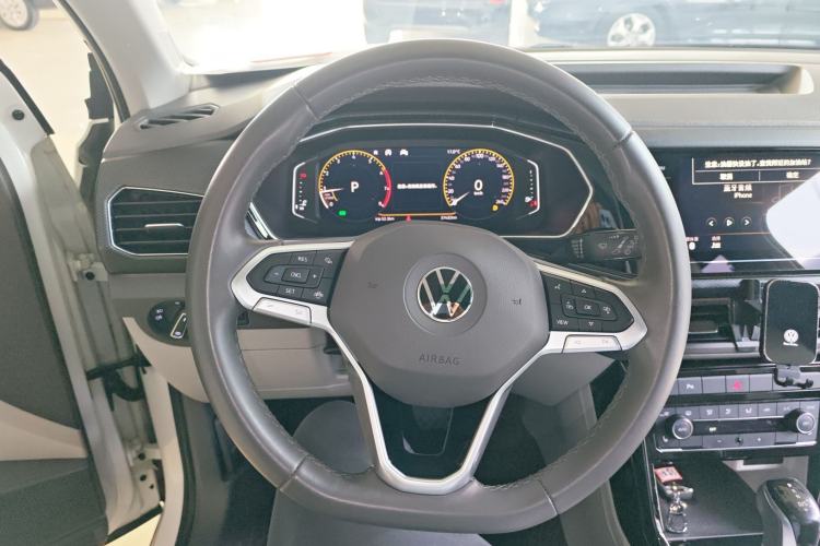 Used Volkswagen Tacqua 2020 280TSI DSG EnjoyPro Steering Wheel