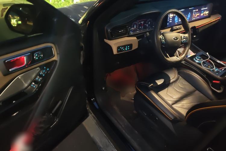 Used Ford Explorer 2023 EcoBoost 285 Kunlun Peak Edition 6-Seater Driver Seat