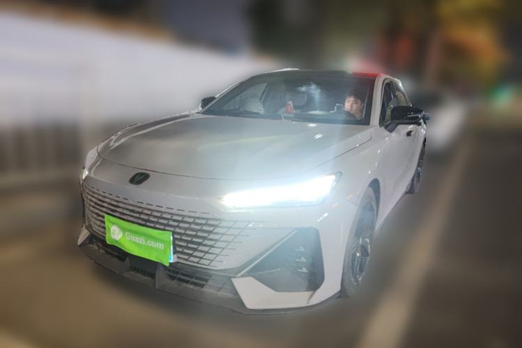 Used CHANGAN UNI-V 2022 1.5T Prestige Version