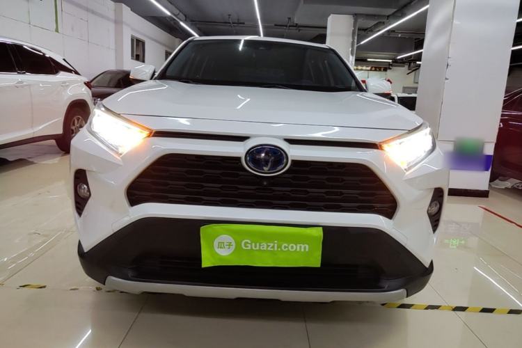 Used Toyota RAV4 2020 Dual-Engine 2.5L E-CVT 4x4 Elite PLUS Edition
