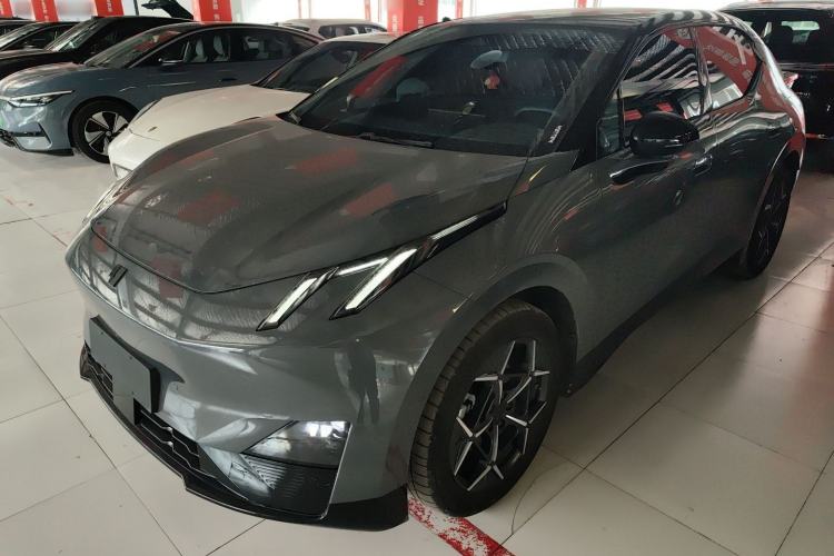 Used Lynk & Co Z20 2025 530 km Range Rear-Wheel Drive Pro