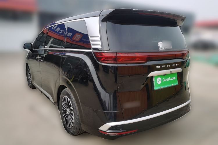 Used Denza D9 2024 DM-i 1050 Luxury Model