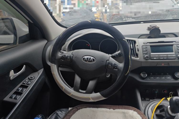 Used Kia Sportage R 2015 2.0L Manual Two-Wheel Drive GL Model