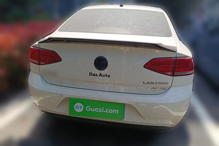 Used Volkswagen Lamando 2018 230TSI DSG Fashion Edition
