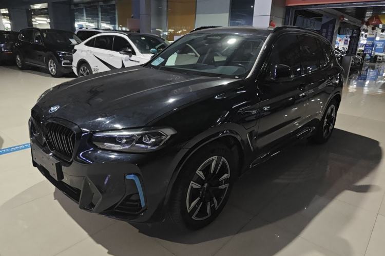 Used BMW iX3 2022 Leading Model