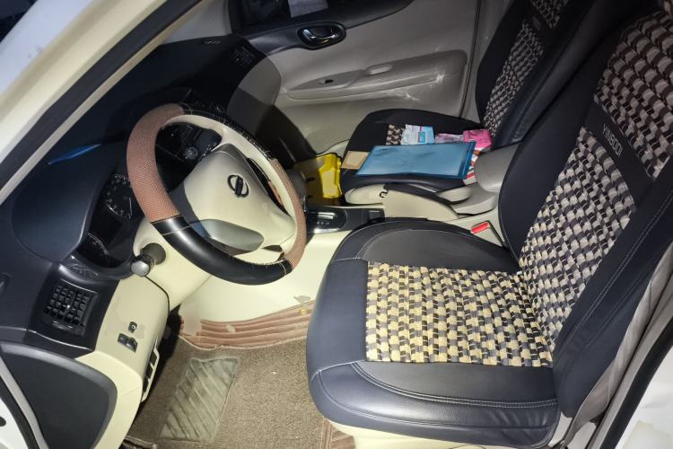 Used Nissan Tiida 2014 1.6L CVT Smart Model Left Front Seat