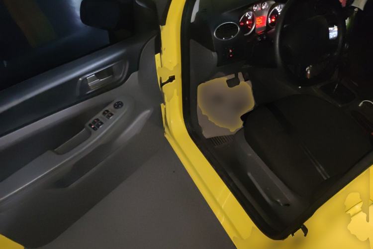 Used Ford Focus 2012 Hatchback Classic 1.8L Automatic Base Model Driver Seat