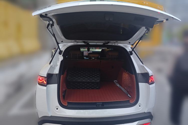 Used BYD Song L DM-i 2024 75km Leading Edition
