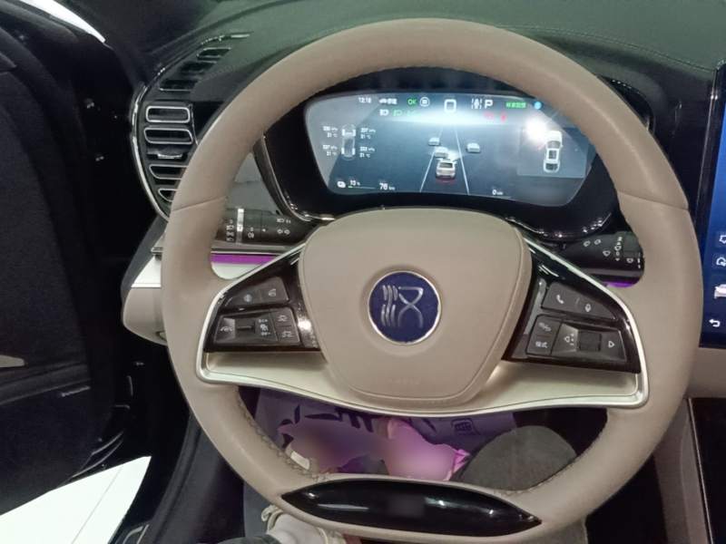 Used BYD Han 2025 EV 605KM Prestige Model — 10