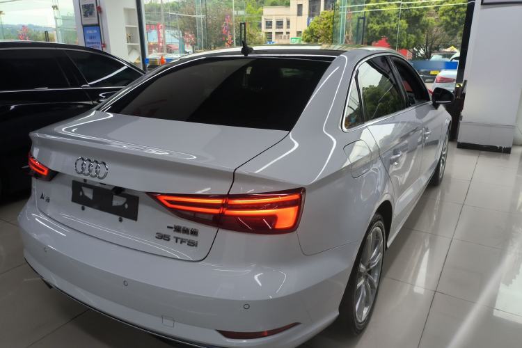 Used Audi A3 2019 Limousine 35 TFSI Ambition China V