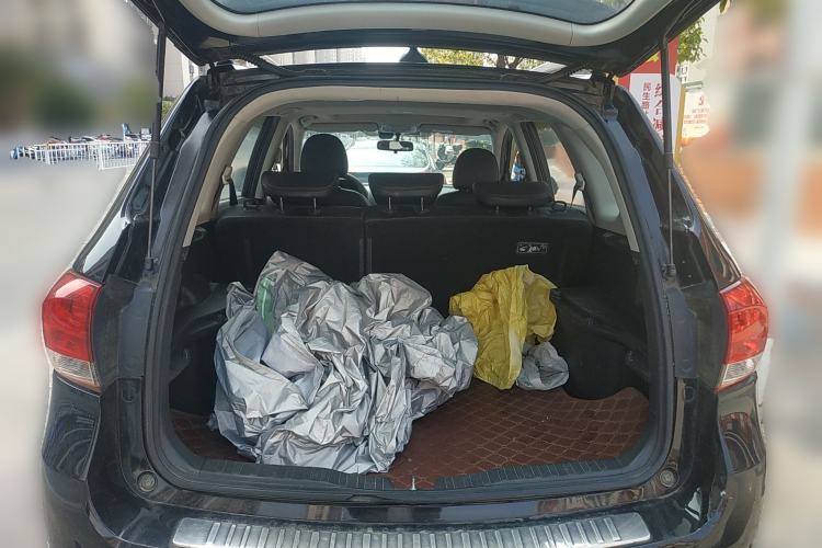 Used Haval H6 2015 Upgraded Model 1.5T Manual Two-Wheel Drive Elite Version