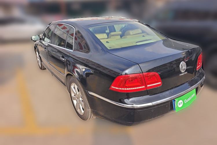 Used Volkswagen Phaeton 2011 3.6L V6 5-Seater Extended Business Edition
