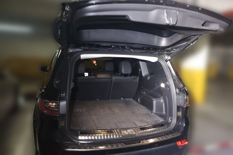 Used Jeep Commander 2018 2.0T Two-Wheel Drive Enjoy Edition China V