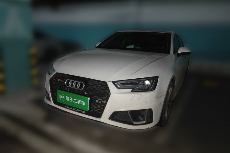 Used Audi A4L 2019 40 TFSI Fashion Version China V