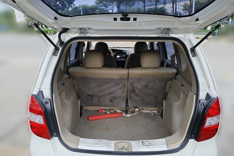 Used Nissan Livina 2007 1.6L Automatic All-Around Model Trunk