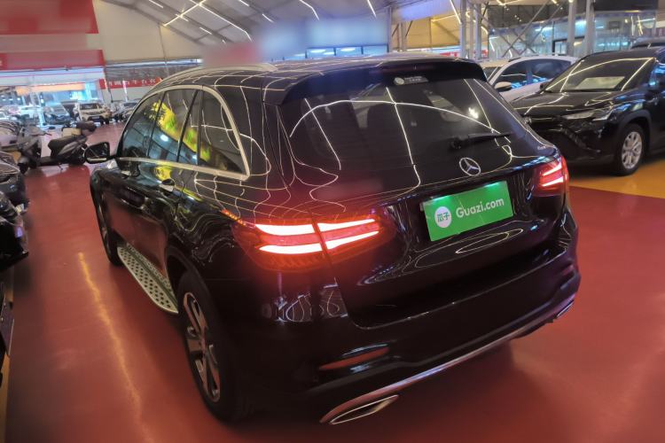 Used Mercedes-Benz GLC 2017 GLC 260 4MATIC Luxury Model
