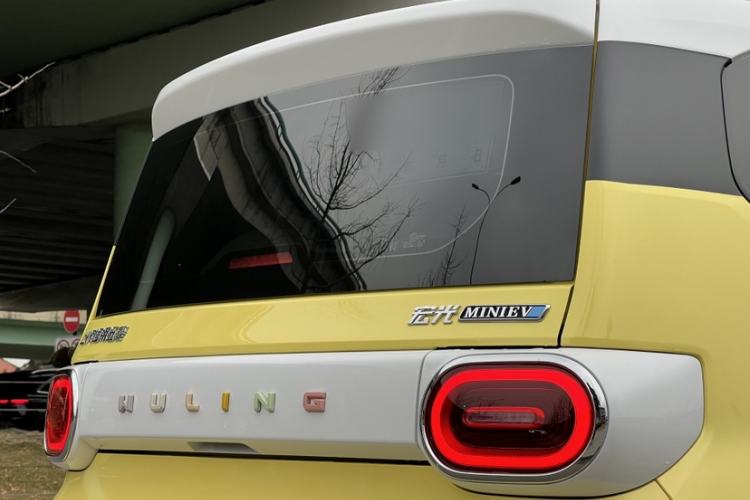 Used Wuling Hongguang MINIEV 2024 3rd Generation 215km Advanced Version
