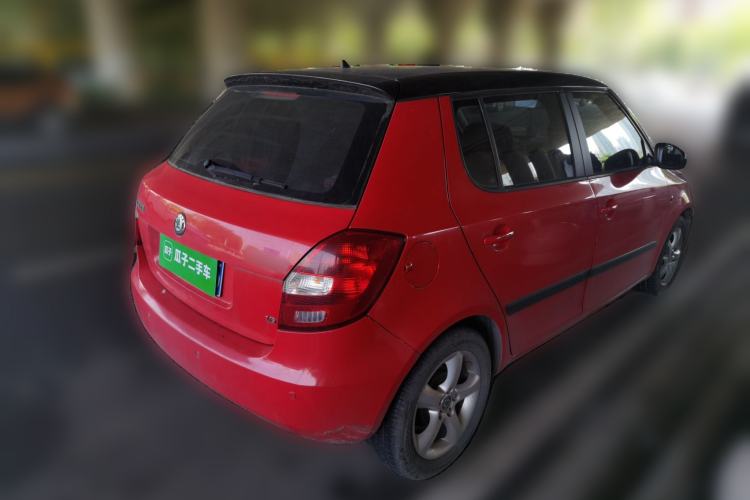 Used Skoda Fabia 2011 1.6L Automatic Crystal Edition
