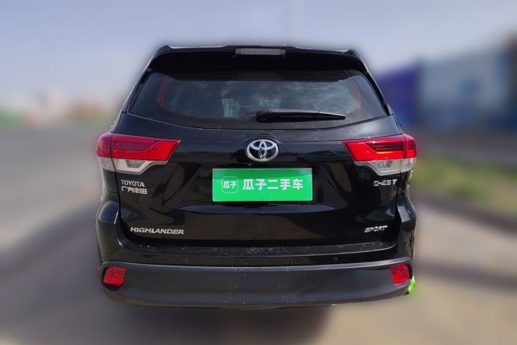 Used Toyota Highlander 2018 2.0T Two-Wheel-Drive Luxury Edition 7 Seats Emission Standard China V
