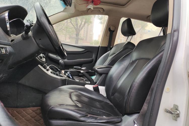 Used Baojun 560 2016 1.8L Manual Luxury Edition