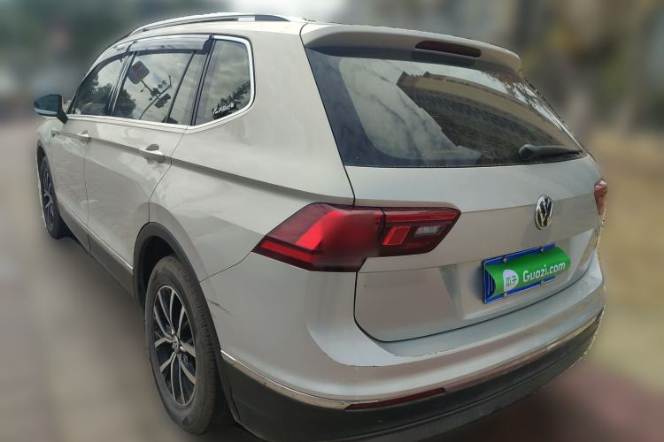 Used Volkswagen Tiguan L 2017 330TSI Automatic Two-Wheel Drive Comfort Edition Rear Left 45 Deg