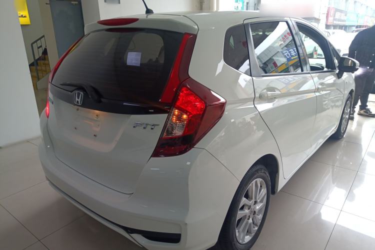 Used Honda Fit 2020 1.5L CVT Comfort Sunroof Version Rear Right 45 Deg
