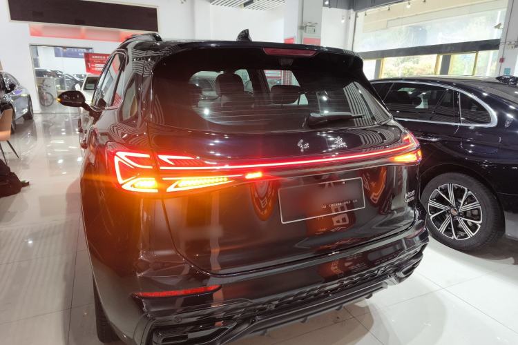 Used Hongqi HS5 2025 2.0T Two-Wheel-Drive Xuan Ying Edition