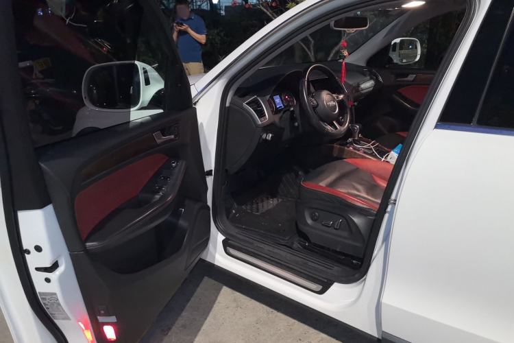 Used Audi Q5 2018 Collector's Edition 40 TFSI Technology Model
