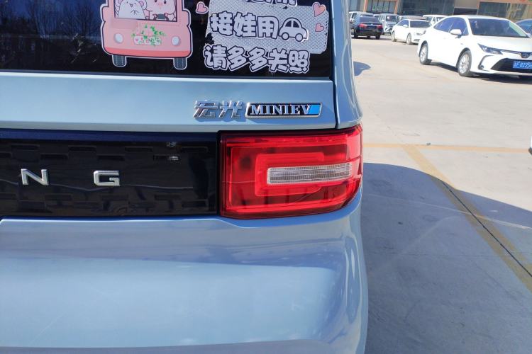 Used Wuling Hongguang MINIEV 2020 Lite Version Lithium Iron Phosphate Exterior 3