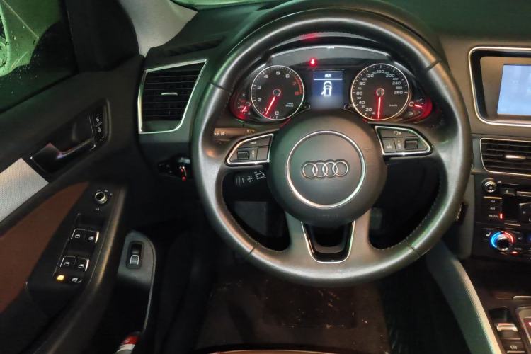 Used Audi Q5 2013 40 TFSI Technology Edition
