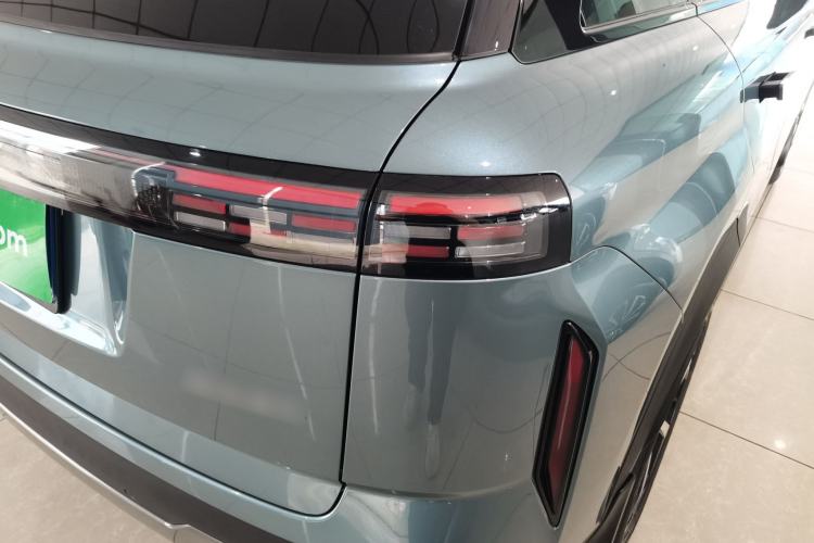 Used Chery Explore 06 2023 Urban Edition 1.6T Two-Wheel Drive Luxury Right Rear Taillight