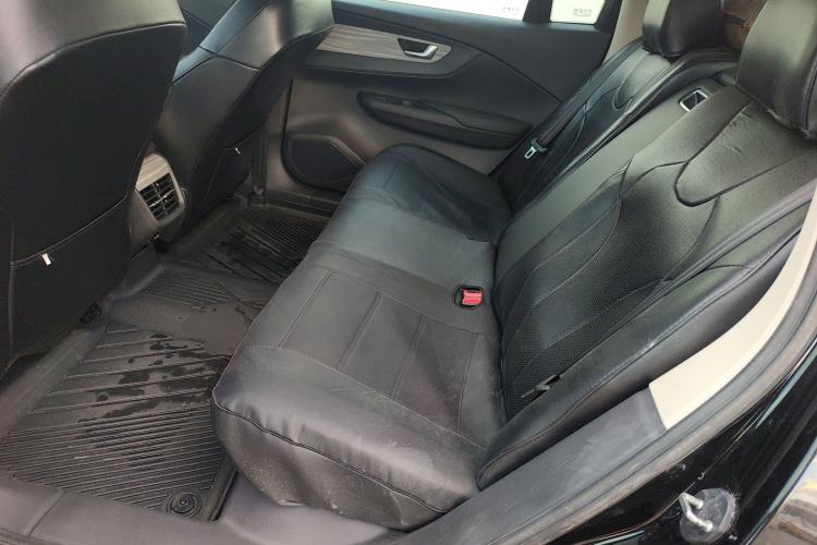 Used Hongqi E-QM5 2024 610 km PLUS
