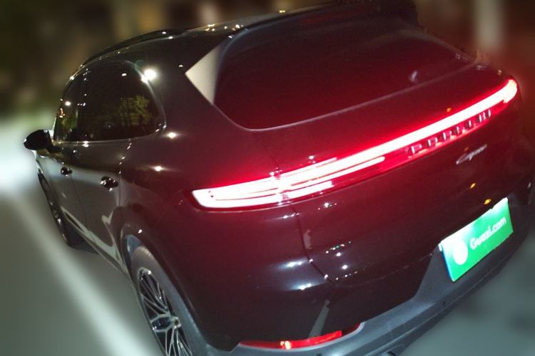 Used Porsche Cayenne 2024 Cayenne 3.0T Rear Left 45 Deg