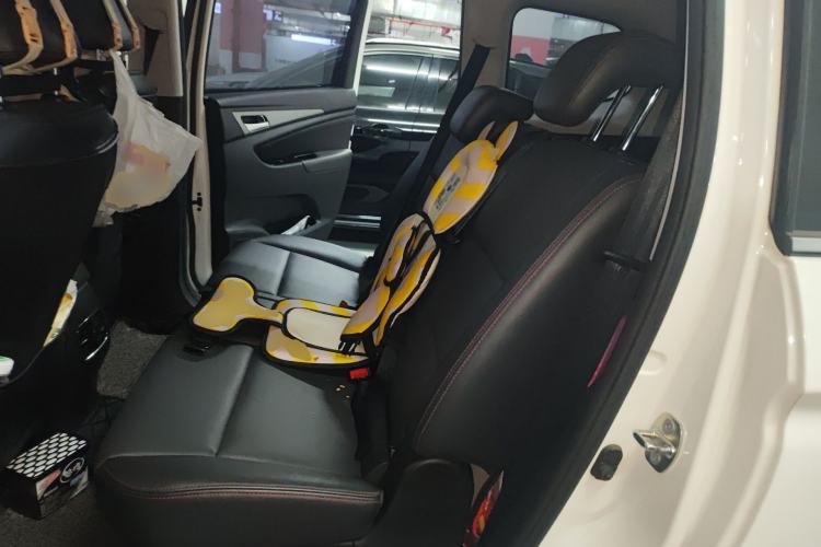 Used CHANGAN KAICHENG Oushang A600 2016 1.5L Manual Luxury 7-Seater Left Rear Seat