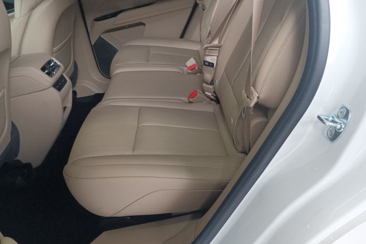 Used Cadillac XT5 2025 2.0T Prestige Version Left Rear Seat