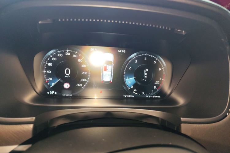 Used Volvo V90 2017 Cross Country T5 AWD Prestige Edition
