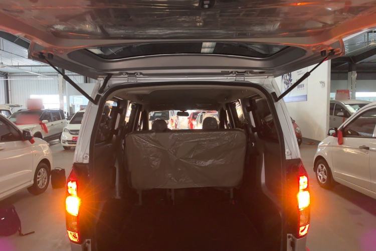 Used Wuling Hongguang V 2022 1.5L Jingqu Edition Electric-Assist LAR Trunk