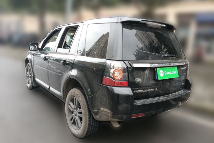 Used Land Rover Freelander 2 2014 2.2T SD4 SE Diesel Edition Rear Left 45 Deg