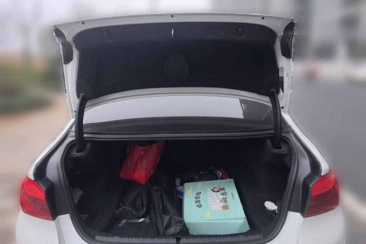 Used BMW 5 Series 2018 Restyled 530Li Leading Edition M Sport Package
