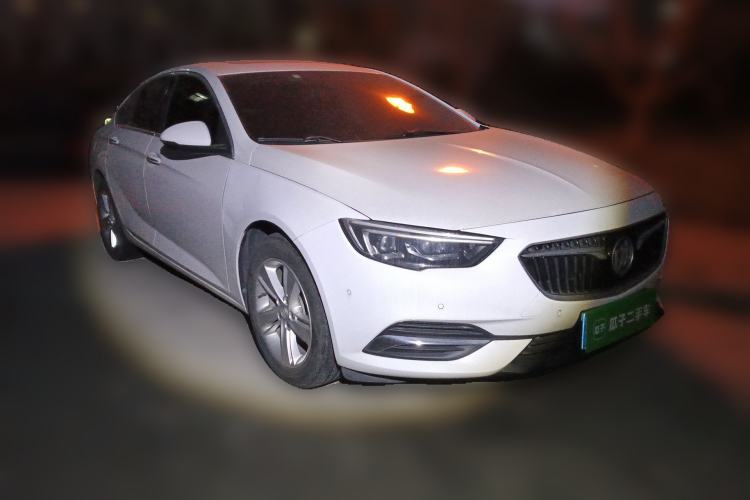 Used Buick Regal 2019 20T Luxury Model China V Standard Front Right 45 Deg