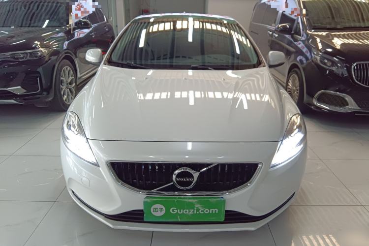 Used Volvo V40 2017 T3 Zhiyi Edition