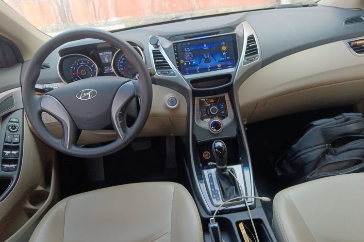 Used Hyundai Elantra (5th Generation / Langdong) 2015 1.6L Automatic Leading Model