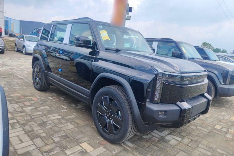 Used Chery Fengyun Fulwin X3 Plus 2025 Model 401 Two-Wheel Drive Smart Leading Edition Front Right 45 Deg