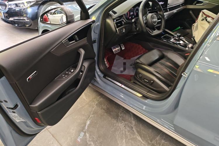 Used Audi A4L 2022 40 TFSI quattro RS Performance Package

