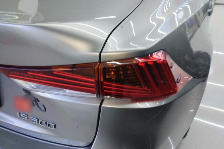 Used Lexus IS 2017 300 Leading Edition
