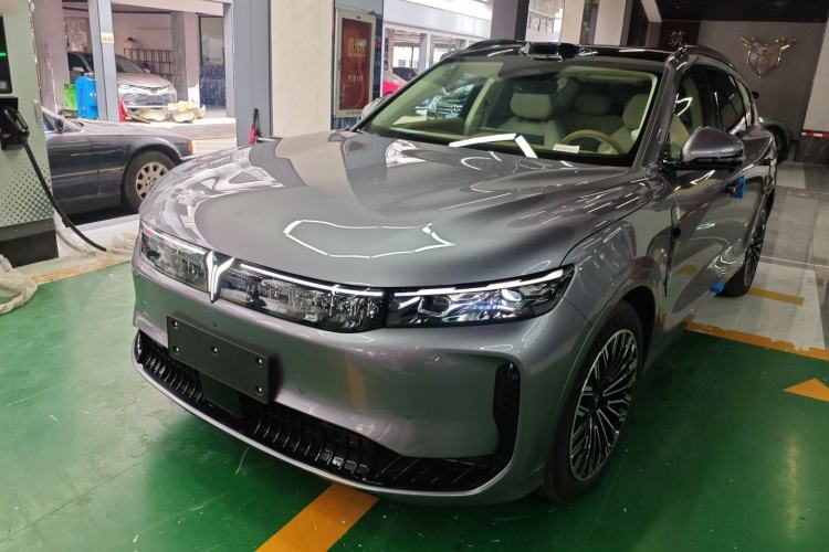 Used VOYAH FREE 2025 Model FREE+ Four-Wheel-Drive Qiankun Edition