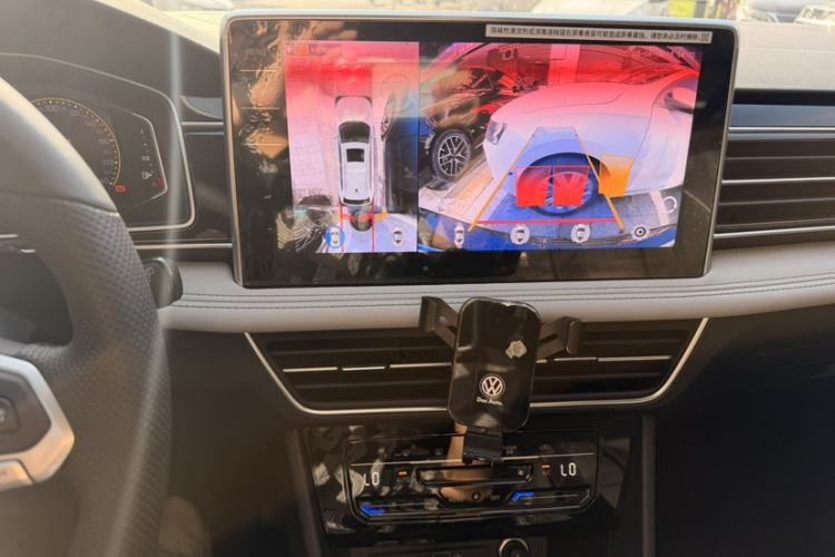 Used Volkswagen Tiguan L 2024 300TSI Automatic Two-Wheel Drive Smart Edition
