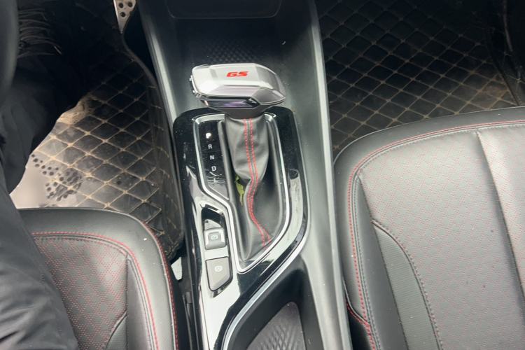 Used Buick Verano 2023 Pro GS Hunter Wind Edition Gear Lever