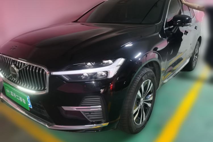 Used Volvo XC60 2025 B5 4x4 Smart Luxury Edition