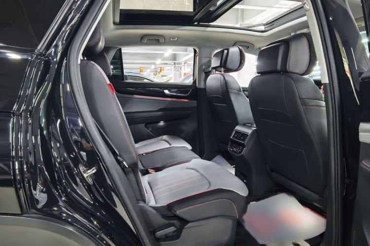 Used Volkswagen Teramont X 2024 530 V6 All-Wheel-Drive Longxiang Edition Interior 12